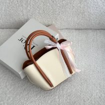 کیف دخترانه مدل صدفی چرم شرانگ‌ درجه یک